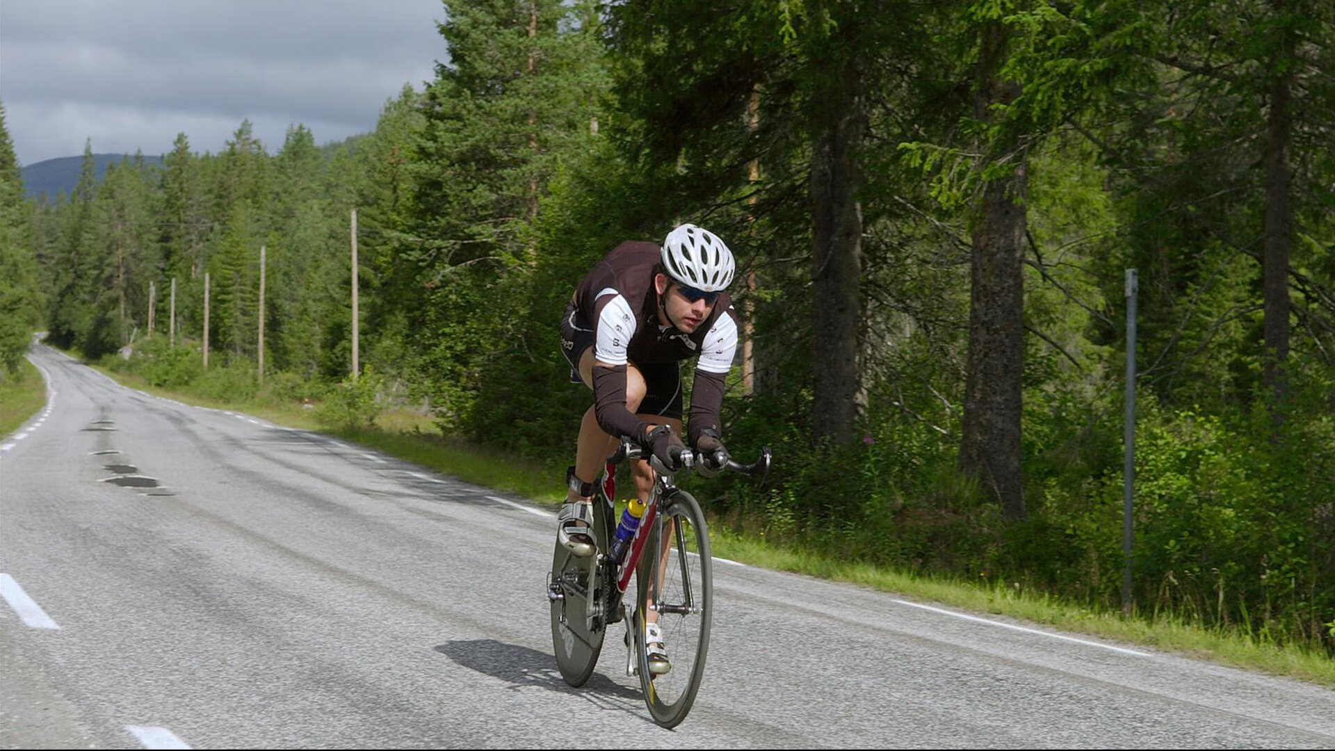 爱游戏官网-中国足球文化短片上线加强球迷认同与情感连接，中国足球宣传片